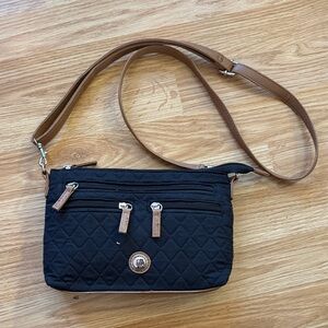 Stone Mountain Quilted Crossbody ✨